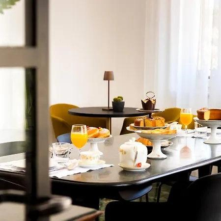 Leopoldo 4* Cagliari